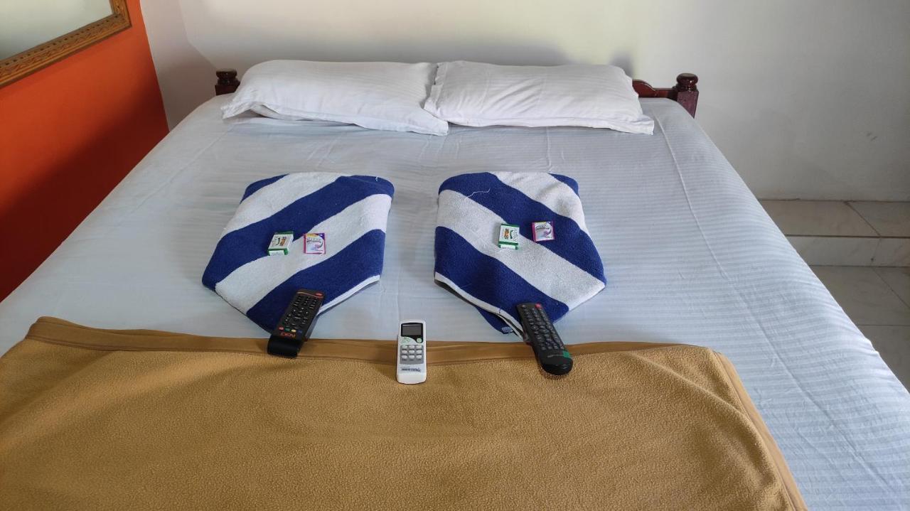 Rocky Guesthouse 함피 외부 사진